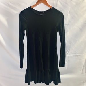 Black Peplum Dress 🖤